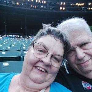 Meet your Posher, Polly